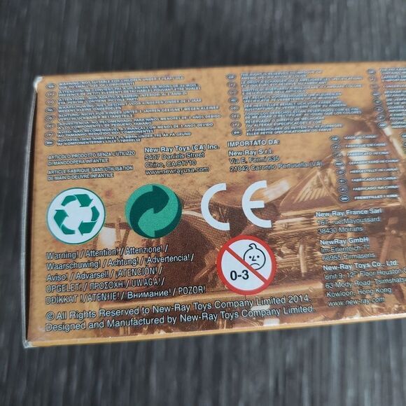 Indian V-2 1912 Indian Motorcycle 1:32 Scale  Collectible New in Box - Picture 4 of 5